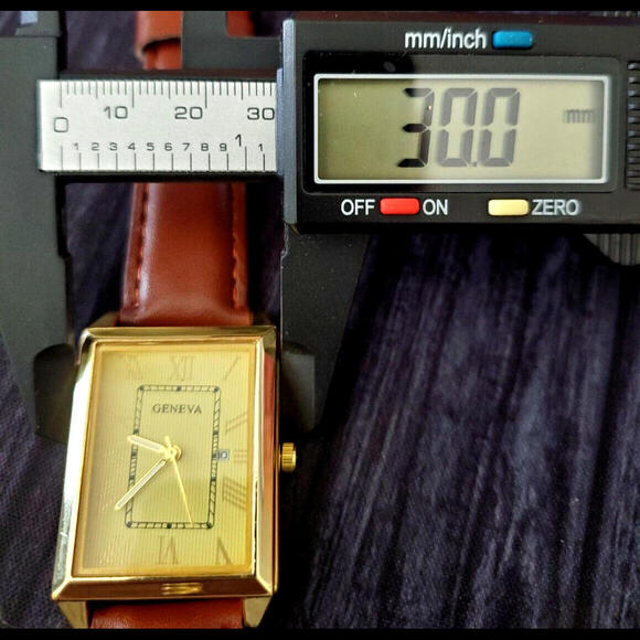 Geneva Vintage Look Men's Louis Tank Large 37mm Watch - Picture 7 of 9